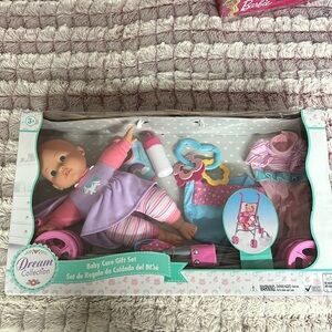 Dream Collection Baby Care Gift set with stroll